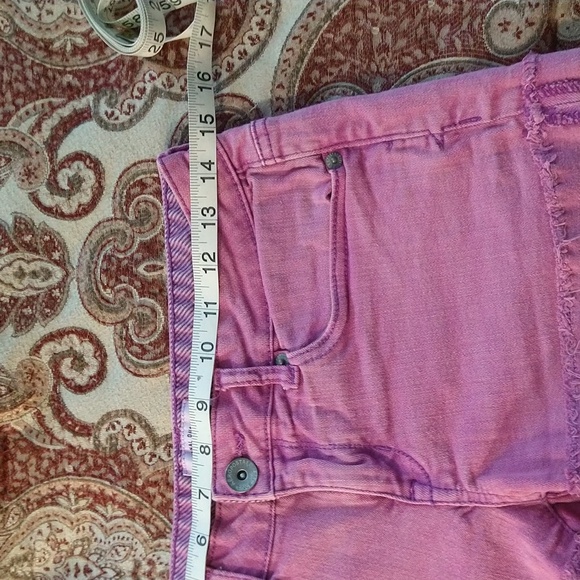 Size 5 cut off rip shorts By Aeropostale - Picture 11 of 13